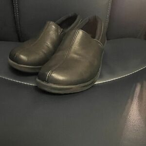 Sketchers Relaxed Fit Memory Foam Women’s Shoe